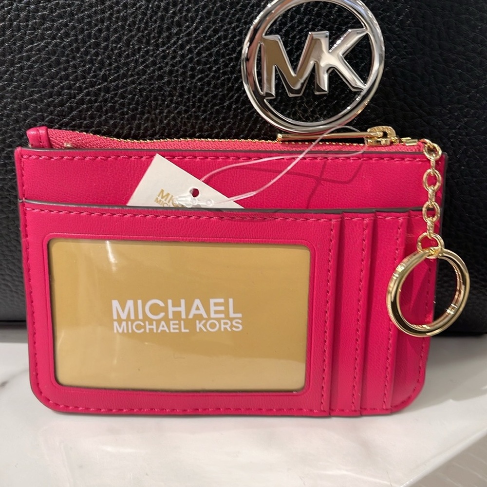 MICHAEL KORS
Jet Set Travel Small Top Zip Coin Pouch With ID 
Electric Pink 
NWT - Picture 3 of 16
